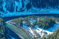 Die Ruinaulta oder Rheinschlucht ist eine bis zu 400 Meter tiefe und rund 13 Kilometer lange Schlucht